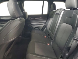 Jeep Grand Cherokee Laredo X 4x2 2025