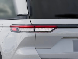 Jeep Grand Cherokee Laredo Altitude 4x2 2026