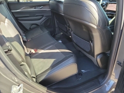 Jeep Grand Cherokee Laredo Altitude 4x2 2026