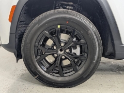 Jeep Grand Cherokee Laredo Altitude 4x2 2026