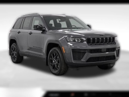 Jeep Grand Cherokee Laredo Altitude 4x2 2026