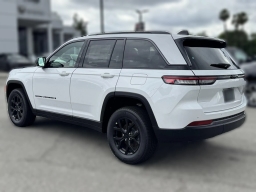 Jeep Grand Cherokee Laredo Altitude 4x2 2026