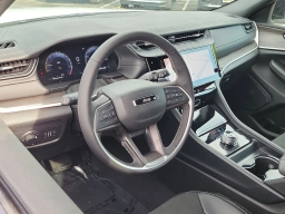 Jeep Grand Cherokee Laredo Altitude 4x2 2026