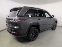 Jeep Grand Cherokee Laredo Altitude 4x2 2026