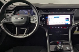 Jeep Grand Cherokee Laredo Altitude 4x2 2026