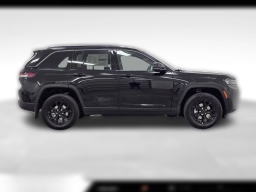 Jeep Grand Cherokee Laredo Altitude 4x2 2026