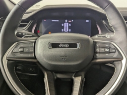 Jeep Grand Cherokee Laredo Altitude 4x2 2026