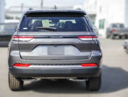 Jeep Grand Cherokee Laredo Altitude 4x2 2026