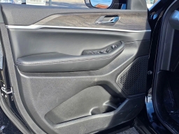 Jeep Grand Cherokee Laredo Altitude 4x2 2026