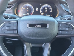 Jeep Grand Cherokee Laredo Altitude 4x2 2026