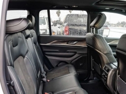 Jeep Grand Cherokee Laredo Altitude 4x2 2026