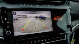 Jeep Grand Cherokee Laredo Altitude 4x2 2026