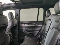 Jeep Grand Cherokee Limited 4x2 2025