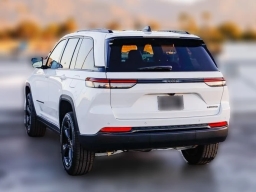 Jeep Grand Cherokee Limited 4x2 2025