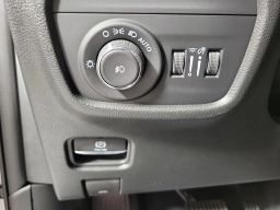 Jeep Grand Cherokee Limited 4x2 2026