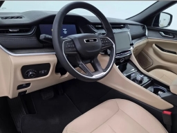 Jeep Grand Cherokee Limited 4x2 2026