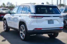 Jeep Grand Cherokee Limited 4x2 2026