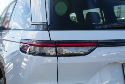 Jeep Grand Cherokee Limited 4x2 2026