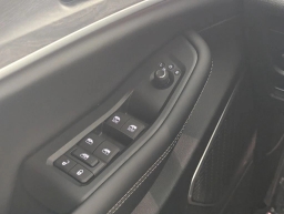 Jeep Grand Cherokee Limited 4x2 2026