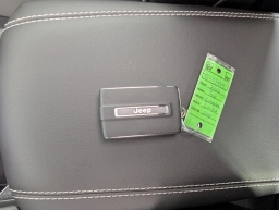 Jeep Grand Cherokee Limited 4x2 2026