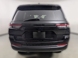 Jeep Grand Cherokee Limited 4x2 2026