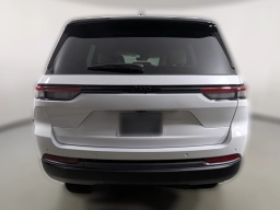 Jeep Grand Cherokee Limited 4x2 2026