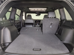 Jeep Grand Cherokee Limited 4x2 2026