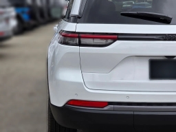 Jeep Grand Cherokee Limited 4x2 2026