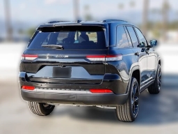 Jeep Grand Cherokee Limited 4x2 2026