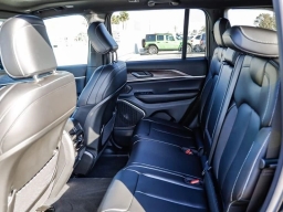 Jeep Grand Cherokee Limited 4x2 2026