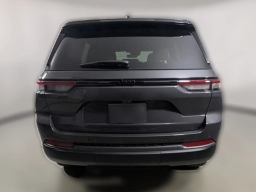 Jeep Grand Cherokee Limited 4x2 2026