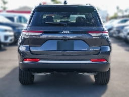 Jeep Grand Cherokee Limited 4x2 2026