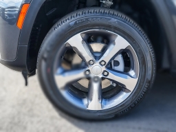 Jeep Grand Cherokee Limited 4x2 2026