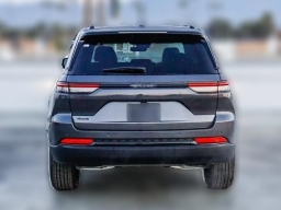 Jeep Grand Cherokee Altitude X 4x4 2025