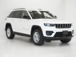 Jeep Grand Cherokee Laredo X 4x4 2025