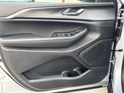 Jeep Grand Cherokee Altitude X 4x4 2025