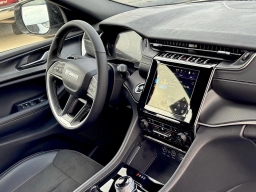 Jeep Grand Cherokee Altitude X 4x4 2025