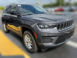 Jeep Grand Cherokee Laredo X 4x4 2026