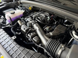 Jeep Grand Cherokee Laredo X 4x4 2026