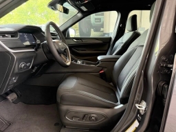 Jeep Grand Cherokee Laredo X 4x4 2026