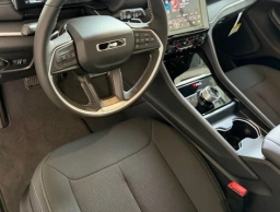 Jeep Grand Cherokee Laredo X 4x4 2026