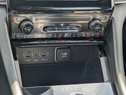 Jeep Grand Cherokee Laredo 4x4 2025