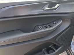 Jeep Grand Cherokee Laredo 4x4 2025