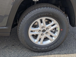 Jeep Grand Cherokee Laredo 4x4 2025