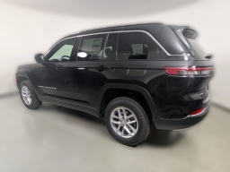 Jeep Grand Cherokee Laredo X 4x4 2025