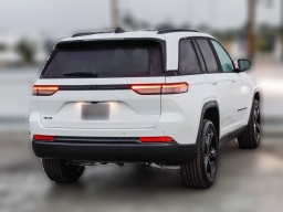 Jeep Grand Cherokee Altitude X 4x4 2025