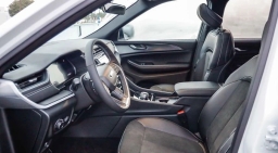 Jeep Grand Cherokee Altitude X 4x4 2025