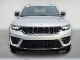 Jeep Grand Cherokee Laredo X 4x4 2026