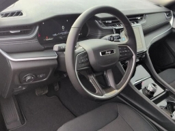 Jeep Grand Cherokee Laredo X 4x4 2026