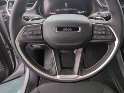 Jeep Grand Cherokee Laredo X 4x4 2026